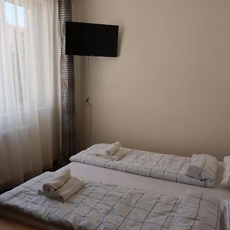 Downtown Studio III Appartement Târgu-Mureş Buitenkant foto