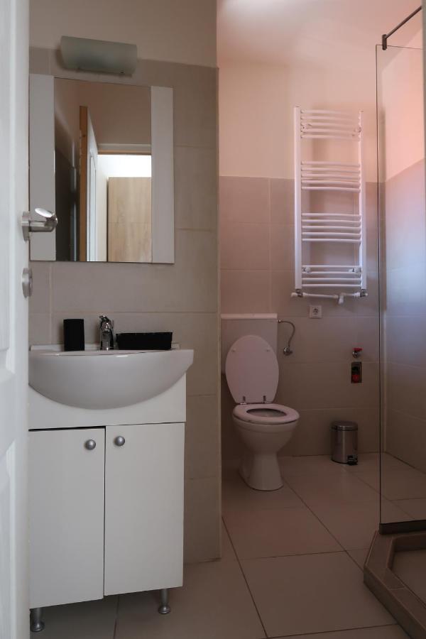 Downtown Studio III Appartement Târgu-Mureş Buitenkant foto